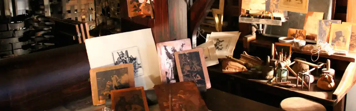 Construcción y Ambientación de cubiertas de galeones y navíos de época, alquielr de atrezzo bélico