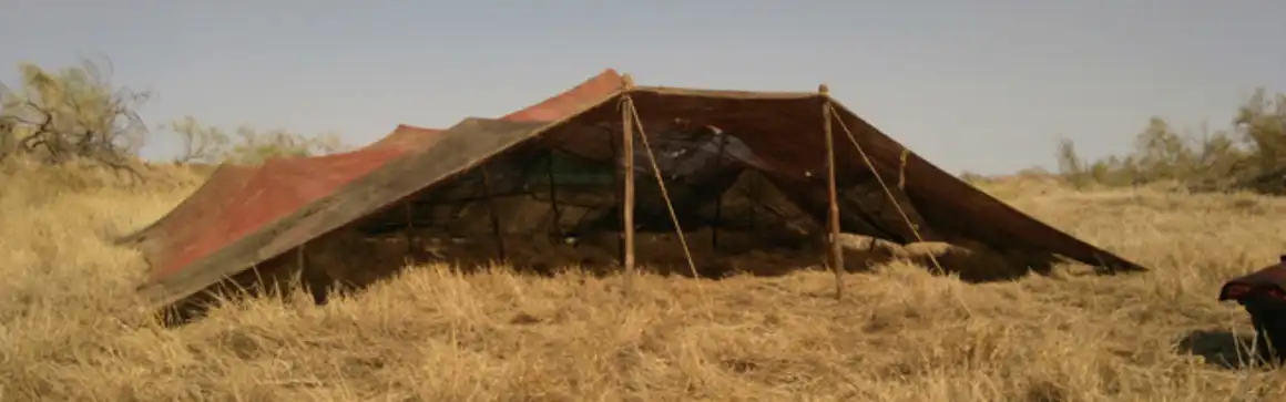 Diseño de producción y ambientación de escenas bélicas de época, alquiler de todo tipo de atrezzo y tiendas de campaña