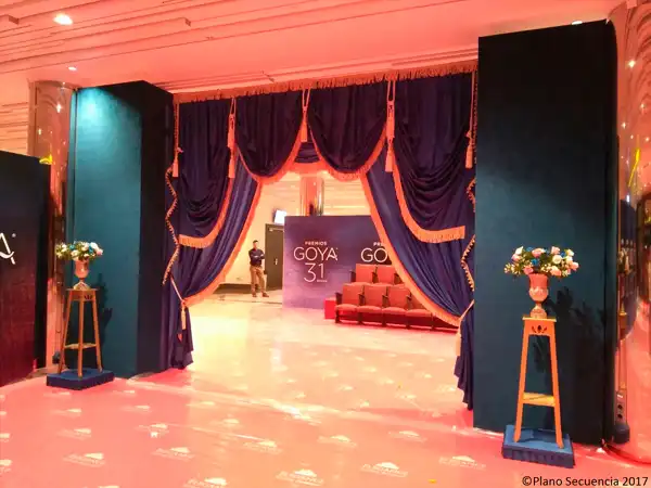 Set Decoration